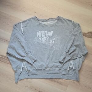 We The Free Women's Graphic Camden Pullover, New York City, Grey, Size Medium